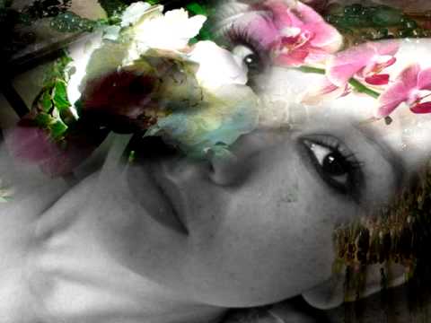 Ojo de la Luna - Dolores by Dascha Friedlova