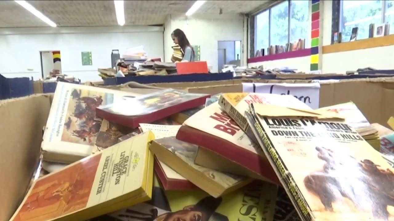 Lynchburg book store sells books by the pound