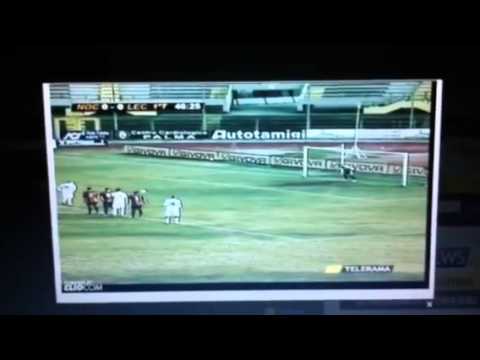 Nocerina-Lecce 0-1 primo tempo rigore di BOGLIACINO