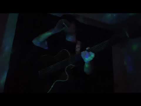 Avril Lavigne - Dumb Blonde ft.Nicki Minaj (bass practice)