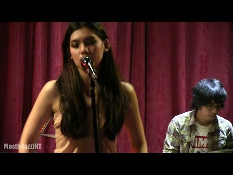 Monita Tahalea ft. Indra Lesmana - If I Ever Lose My Faith In You @ Mostly Jazz 24/10/13 [HD]