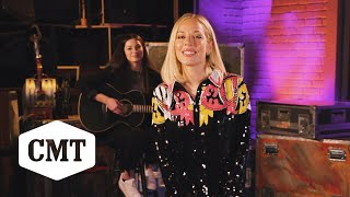 MacKenzie Porter Acoustic Performance of “Pickup” | CMT