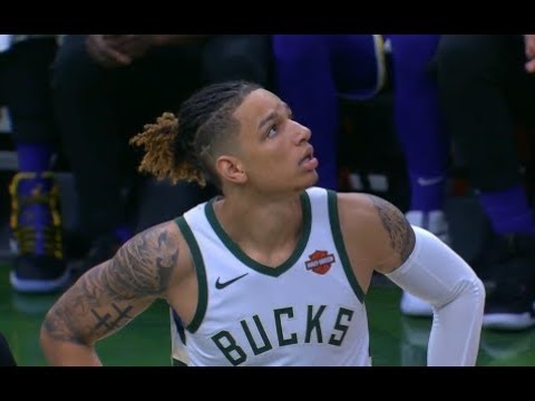 D.J. Wilson Highlights vs Lakers RS19G71 - 3 Pts, 5 Rebs, 1 Ast (19.03.19)