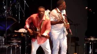 Norman Brown - &quot;For The Love Of You&quot; (LIVE)