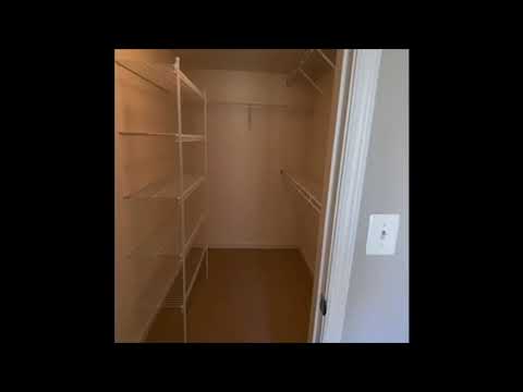 Take a Tour of the Greenbriar (2B) Floor Plan
