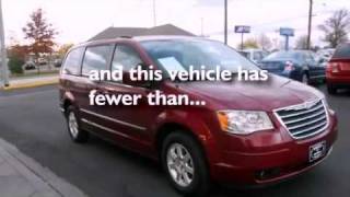 preview picture of video 'Preowned 2010 Chrysler Town Country Frankfort KY 40601'