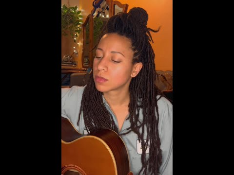 Ché Aimee Dorval - The Crowned (Acoustic Living Room Session)