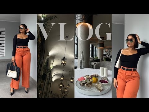 VLOG: My Beauté loungewear shop is OPEN!! // brunch with me at Hula // Halloween shoot