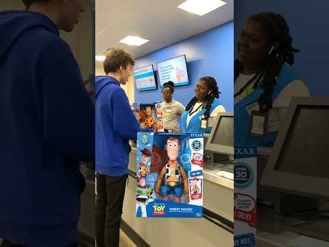 Ridiculous talking Woody Returns!