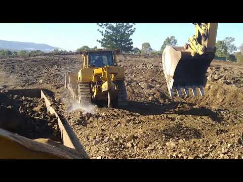 Cat D8T Ripping hard rock
