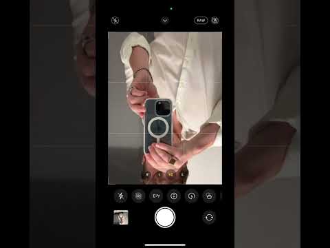 Still taking mirror selfies like this?