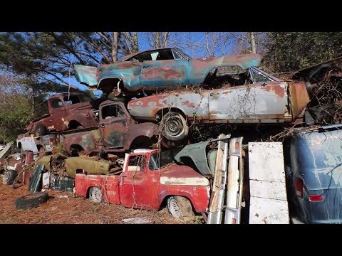 World's Largest and Most Amazing Junk Yard - Old Car City U.S.A.