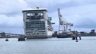Welcome to Townsville P&O Pacific Encounter!