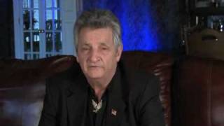 Bob Wootton & The Tennessee 3 - Interview & I Walk The Line.mp4