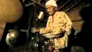 Download lagu Iwan fals IBU High Quality music mp3 Download lagu Iwan fals IBU High Quality music mp3