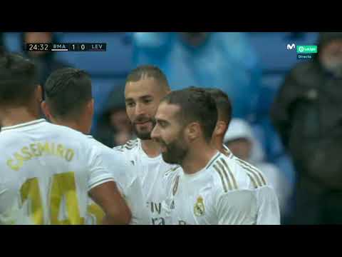 1º Gol de Karim Benzema en el Real Madrid 3 Levante 2 | Audio: Jose Sanchis | M+Liga J4