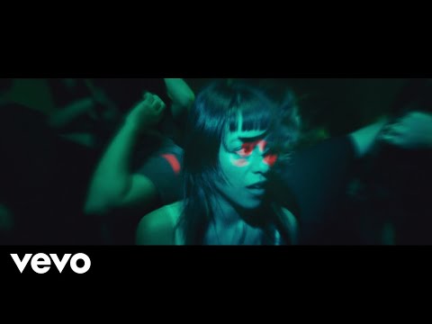 Telenova - THE DEEP (Official Music Video)