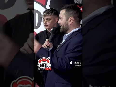 H Daphne Lawrence παίζει Kiss Marry Kill για Ραπτάκη, Άσπα, Βίσση #shorts