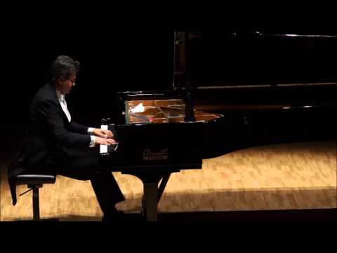 Alberto Cobo plays Prelude Rachmaninov op. 23 -5, G-minor