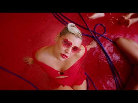 NEUTROGENA SUN FRESH E DUDA BEAT: Vem Quente Que Eu Estou Fervendo (Versão Fervendo)