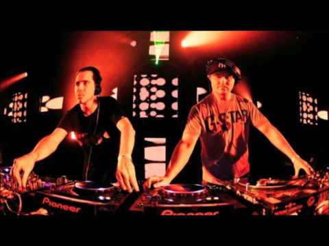 Calyx & TeeBee - R1 Quest Mix @ BBC Radio 1 - 02.11.2016