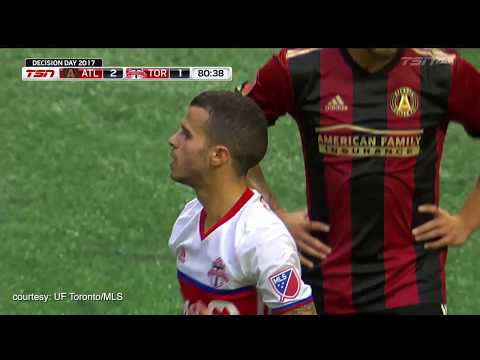 Sebastian Giovinco's free-kick clinches