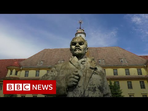 冷戦が残したソ連の基地の内部 - BBCニュース (Inside the Soviet base the Cold War left behind - BBC News)