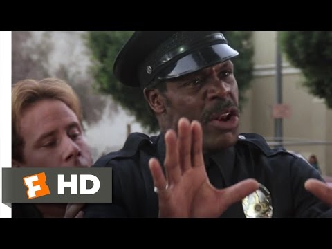 Lethal Weapon 3 (2/5) Movie CLIP - Scaring the Jaywalker (1992) HD