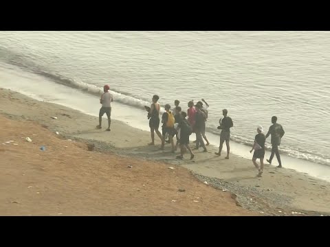 Video Thumbnail: Migrants return to Morocco from Ceuta | AFP