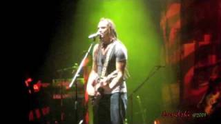 Yell Fire - Michael Franti & Spearhead @ The Wiltern, Los Angeles 10/10/09