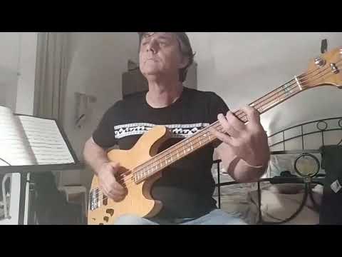 Demo sound of Sire Marcus Miller V10