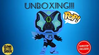 BLUE BEETLE GLOW IN THE DARK GAMESTOP EXCLUSIVE FUNKO POP! UNBOXING & REVIEW!!!