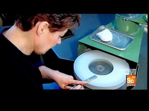 Making DOVO Straight Razors