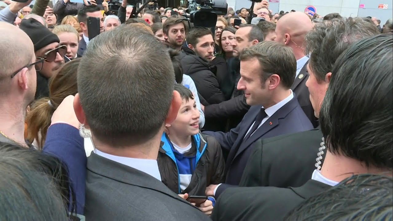 Bain de foule d'Emmanuel Macron au Salon de l'Agriculture | AFP Images
