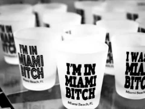 LMFAO Vs Alesso - I'm In Miami Bitch(Alberto Casella Bigroom Mashup 2012)