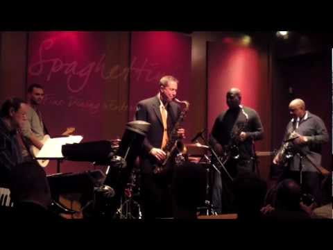 Chameleon - Gerald Albright (Smooth Jazz Family)