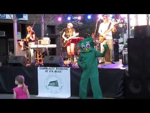 Gumby appears at Debe Welch show during Folsom Prison Blues