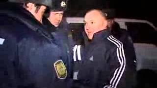 Пьяный гонит на ДПС