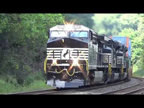 Norfolk Southern Train Pittsburgh Main Line Fresh NS #4750 Leading NS #1182 & NS #1000 Jeannette Pa.