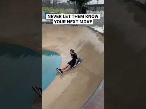 NEVER LET THEM KNOW YOUR NEXT MOVE! 😂