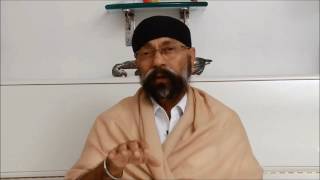 Music Director Uttam Singh ji on &#39;Piya tose naina lage re&#39; by SD Burman Dada