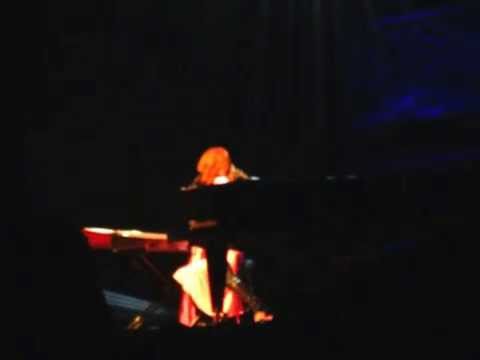 Tori Amos - Curtain Call, Live in St Louis 8/1/2014