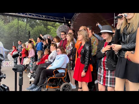 MPD 1360 - PIĘKNI LUDZIE