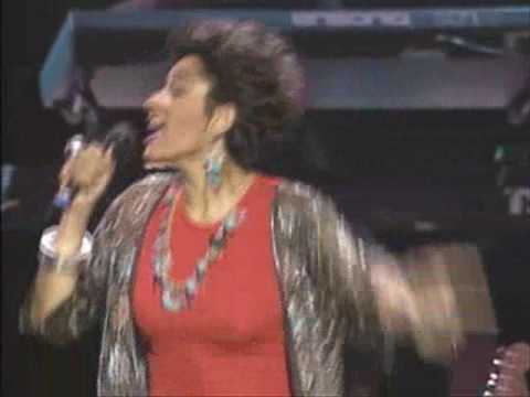 Chic & Sister Sledge - Hes The Greatest Dancer (Live At The Budokan)