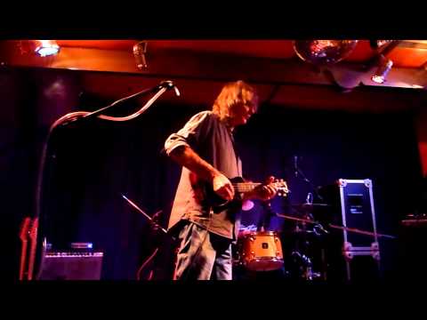 The Almost Three@Musicalbox Remscheid - 6 Red House