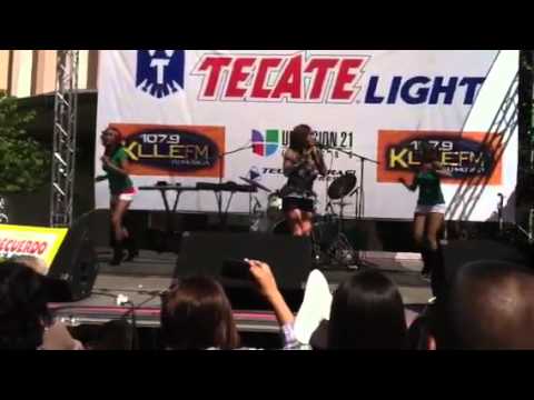 Luz Maria - Arrepegaito (Live)