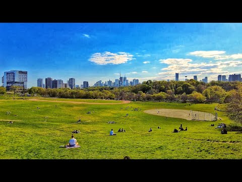 Toronto Walk - Riverdale Park East
