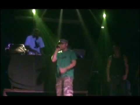 Uve - Chinatown - (DIRECTO) - Presentación Estudios Blancos V.2 (2008)