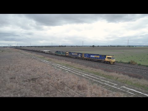 4PM4 Freight Train With Steel Wagons & Shipping Containers (7/8/2022) - PoathTV Australian Railway