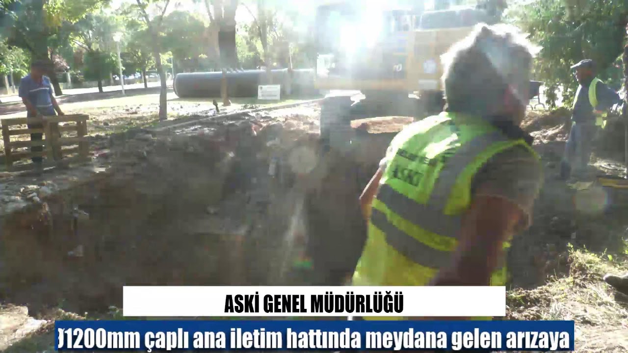 ASKİ - Ø1200mm Çaplı Ana İletim Hattında Meydana Gelen Arızaya Ekiplerimiz Müdahele Etmektedir